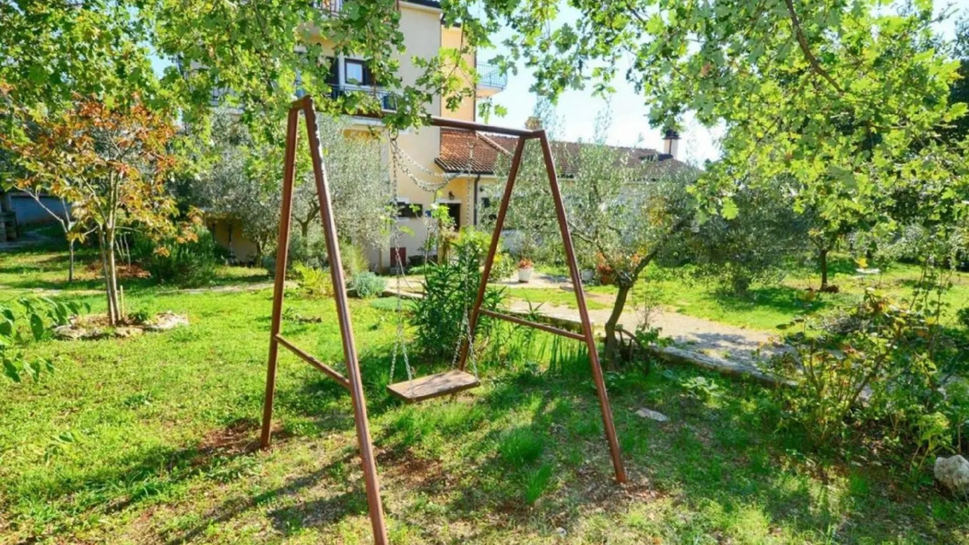 Apartment Fuer Paare Mit Gemeinschaftspool In Valica Umag Croacia